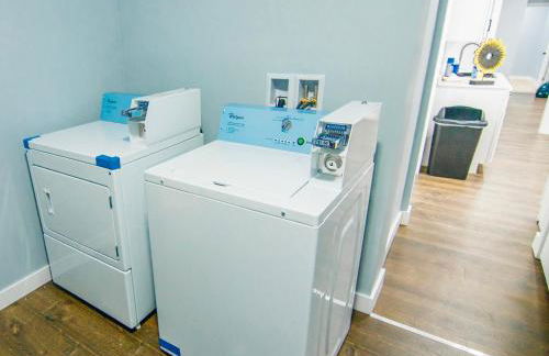 Fully Furnished 1st Floor Retreat - Foto 2