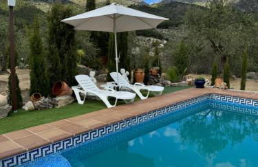 Villa El Pedregal - Parque Sierra de las Nieves - Foto 4