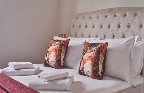 Squirrel Barn - Couples Cotswold Retreat - Photo 18