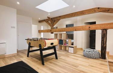 Grand Gîte Vivonne 8 personnes, Terrasse, Confort, babyfoot - Foto 24