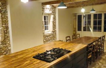 Beautiful Farmhouse with large swimming pool within walking distance of a charming, lively village - Foto 13