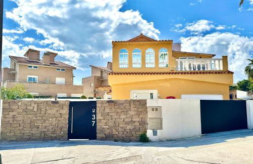 Serena Villa - Photo 10