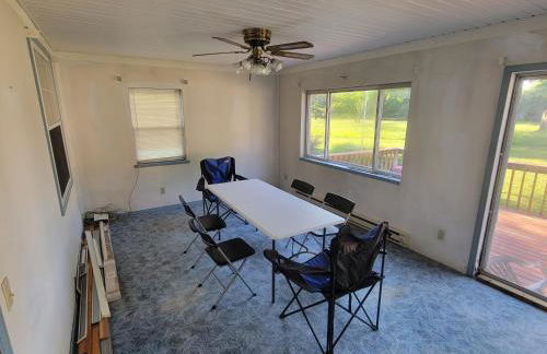 Camp Not Found - 3 Queen Bedrooms by the lake - Foto 10