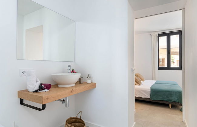 Villa With Private Terrace - Photo 25