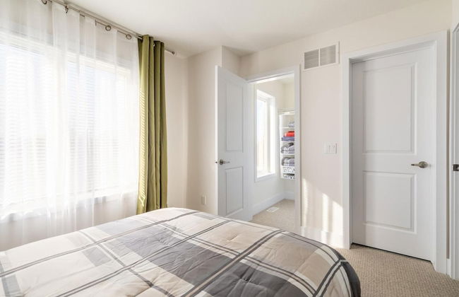 4BR 3BA Townhouse on Lake Ontario Free Parking Gym - Foto 71