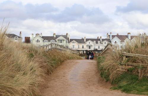 Ismay Dining Room Suite - Titanic Interest - Foto 38