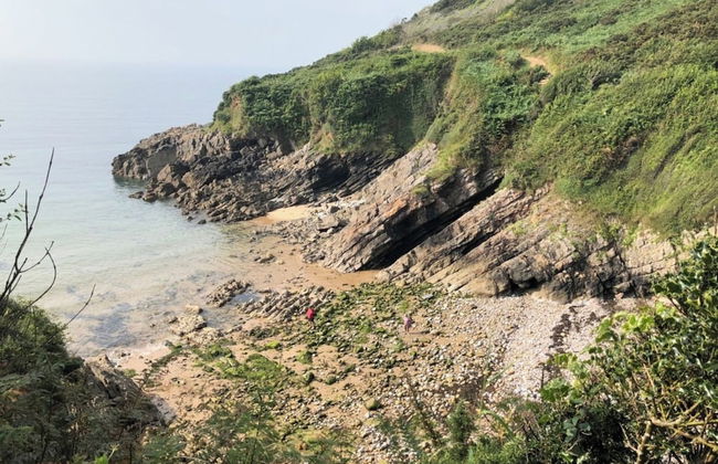 Stunning Beach Front Apartment in Caswell Swansea - Photo 9