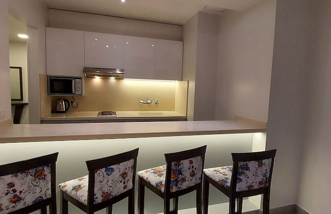 NY Suites Hotel - Photo 33