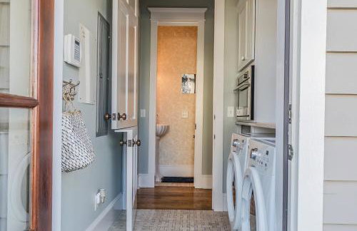 Couples Retreat, Walk to waterfront, shops and restaurants! - Foto 3