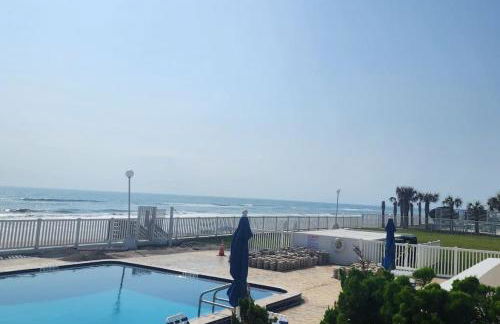 Aliki Atrium Beachfront Condo - Photo 3