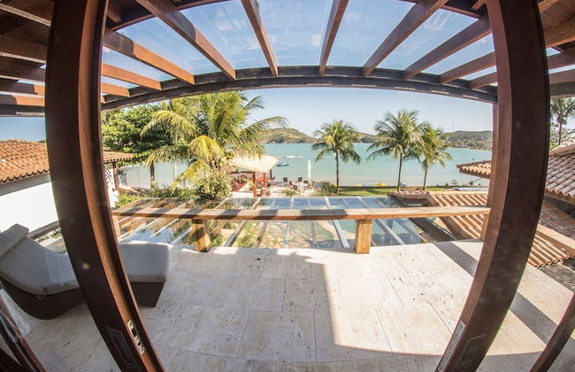 Mansão Exuberante Pé na Areia Ferradura - Photo 75