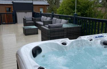 Boggy Creek - lodge with hot tub - Photo 37