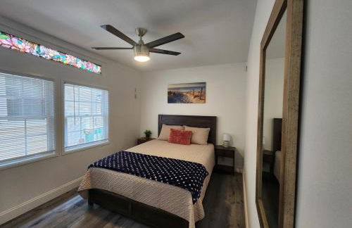 Lower Chelsea Lookout- On Water by Beach & Boards! - Foto 58