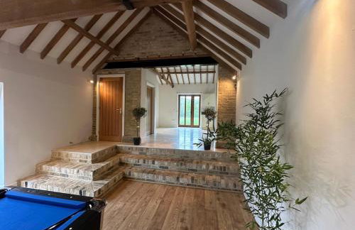 character filled barn renovation - Foto 42