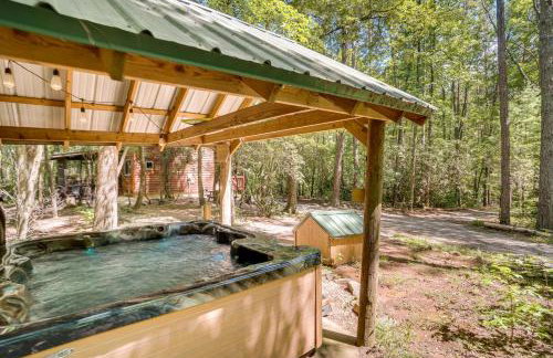Helen Area Rustic Retreat ~ 5 Miles to Main Street - Foto 1