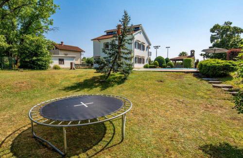 Holiday house with swimming pool - Photo 7