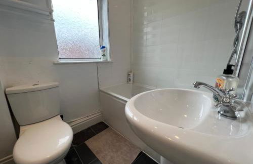 2025 Award Winner Liverpool Ivy House - 4 Bedrooms - Foto 51