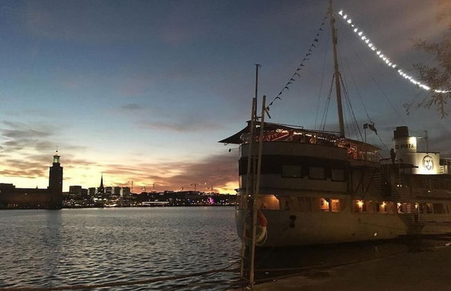 Cozy City Apartment in Heart of Södermalm - Photo 8