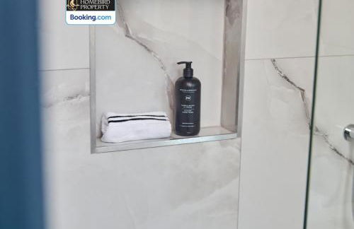 Beautiful 3BDR House By Homebird Property Management Short Lets & Serviced Accommodation Leeds With Free Parking & Free WiFi - Foto 48