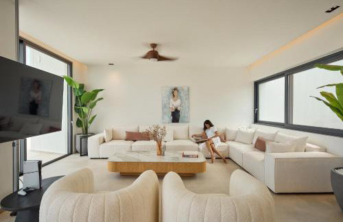 Gavras Exclusive Villas, with Infinity Pools, Spa Whirlpools & SeaViews, By ThinkVilla - Foto 45