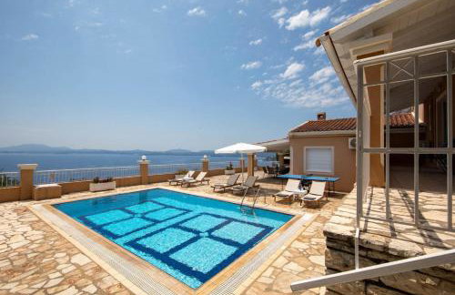 Elena Costa - Photo 45