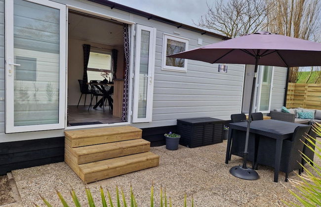 Cozy Chalet With Spacious Garden on a Holiday Park - Foto 21