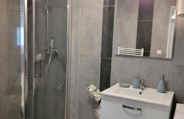 Cocooning House 204 Suite Green- Superb studio Aéroport PARIS Roissy CDG, Parc ASTERIX, Château de CHANTILLY, STADE DE FRANCE - Foto 10