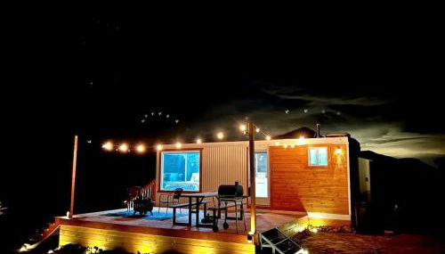 Stunning Tiny House with Picnic Space, Barbecue and Fire Pit in Meadview, Arizona - Foto 1