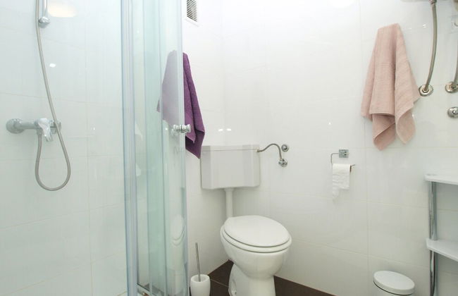 House 1823 - Photo 28