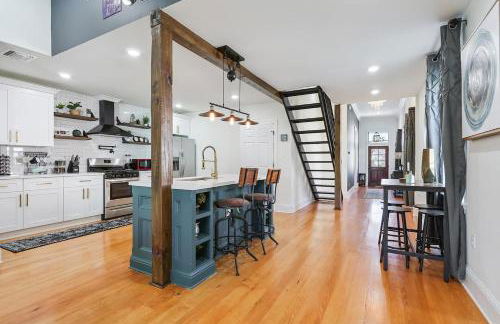 Mid-City Modern Parking Festival Season Stay - Foto 4