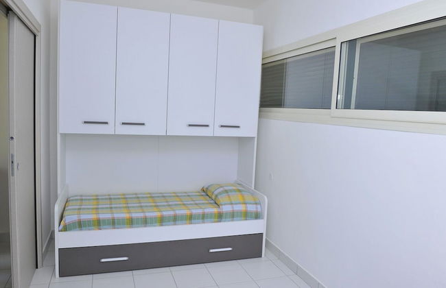 New Apartment in Baia Domzia Near the sea - Photo 2