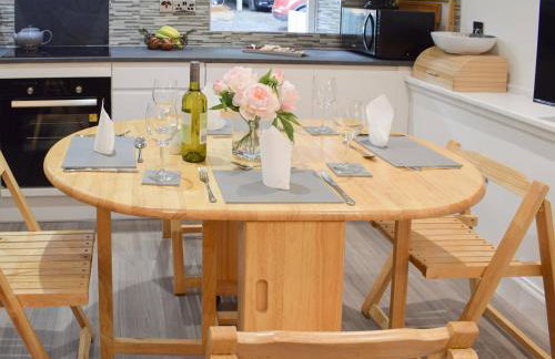 Mill Hall Cottages - Photo 4