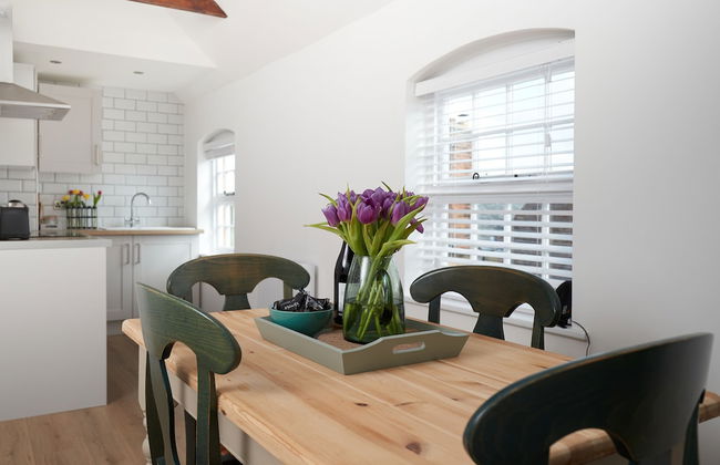 Lovely Quiet Cottage in Kemerton! - Photo 11