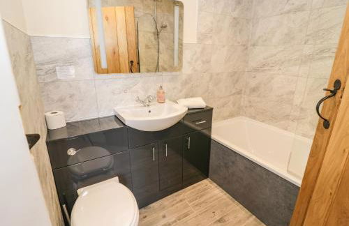 Lea Farm House - Photo 63