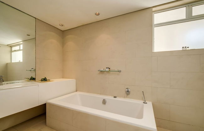 Six Bedroom Holiday Villa on Three Levels w Pool Silvertree - Foto 14