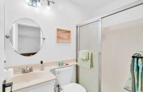 High Ceilings 3BR with Loft-2 Baths Pool & Jacuzzi - Foto 44