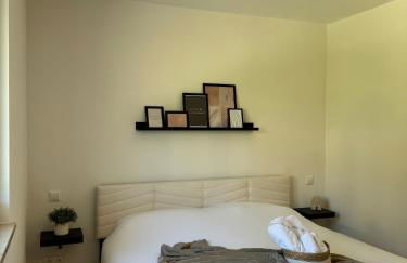 Neubau, Bergpanorama, gute Lage, Tiefgarage - Foto 13