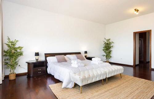 Sunset Horizon Spa Retreat by Eden Rentals - Foto 28