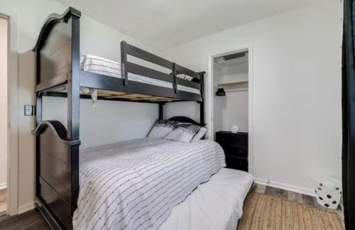 The Peach Family Friendly Oasis - Photo 15