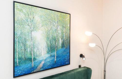 Long Stay Offers, Modern Amenities, Fully Equipped, All Bills Included, Perfect Location, King Size Bed, Fast Wifi - Foto 53