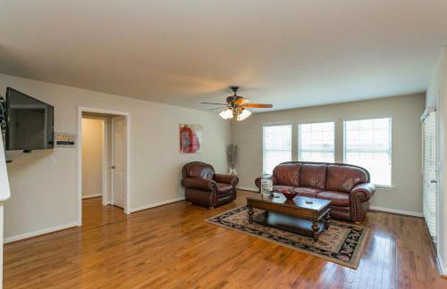 Huge Home For Groups Near Downtown - Foto 60