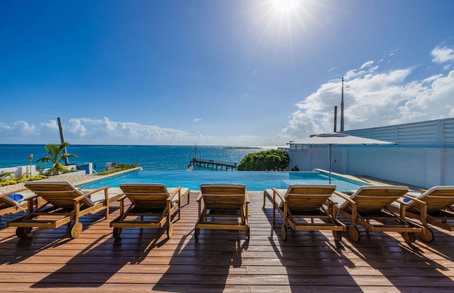 Beachfront Villa w Pool Sleeps 16 Dining Tub - Foto 7