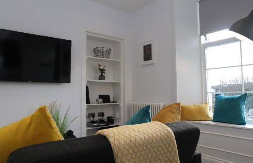 Dollar Apartments-39 Bridge Street - Photo 36