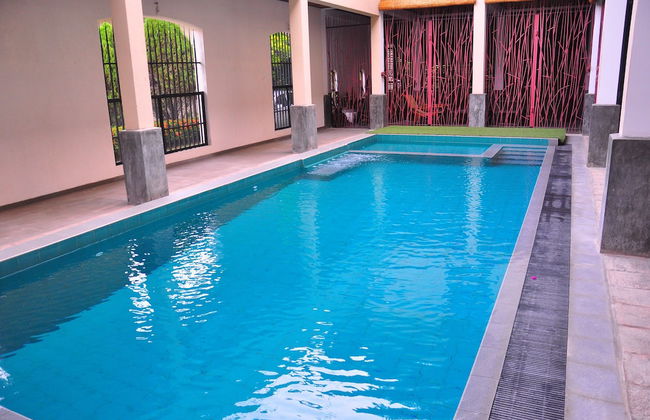 Serenity Lake Front Villa - Foto 56