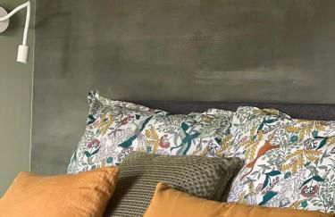 Gîtes de charme "l'écrin de Vendée" jacuzzi privatif, piscine chauffée, prestations bien être, vélos à 10 mn de l'océan sur 3,5 h de verdure - Photo 19