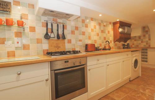 4 Barton Cottages - Photo 11