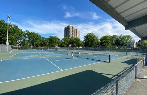 Oasis in New Jersey - 2BR NYC Access - Foto 46