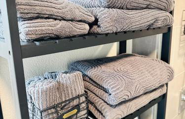 Golden Hour Getaway - Photo 20