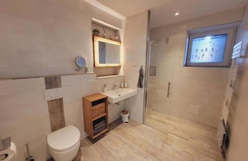 Stilvolle Fewo Vogelnest, barrierefrei, Smart-TV, Parkplatz - Foto 11