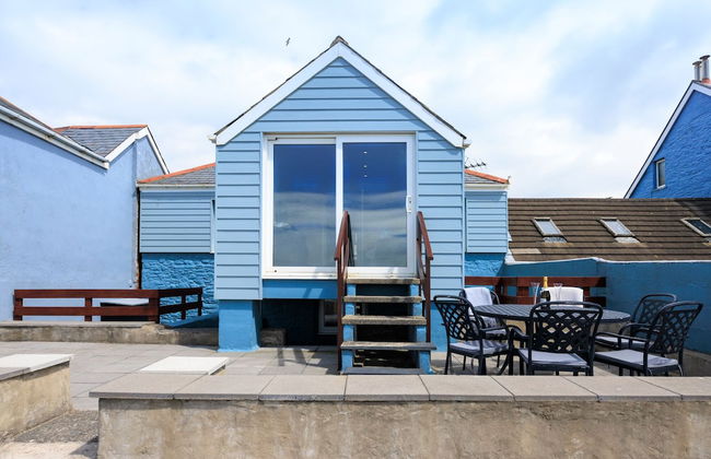 Beach Side House in Beautiful Borth - Photo 17
